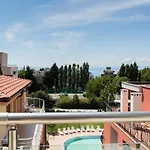 Zevs * נסבר