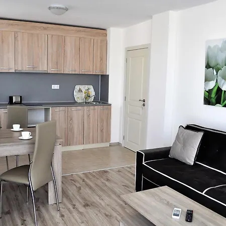 Zevs Apartamento Nesebar