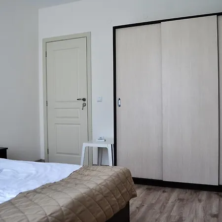 Zevs Apartamento *