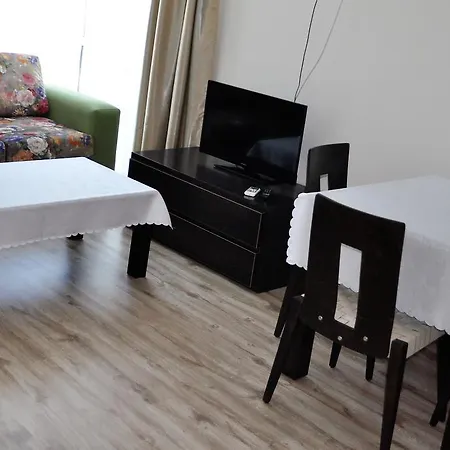 Zevs Apartamento