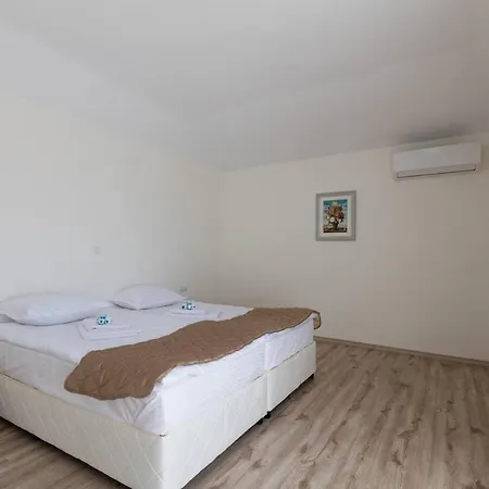 Apartamento Zevs Nesebar
