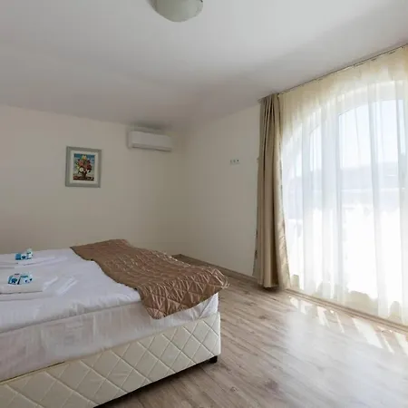 Apartamento Zevs Nesebar